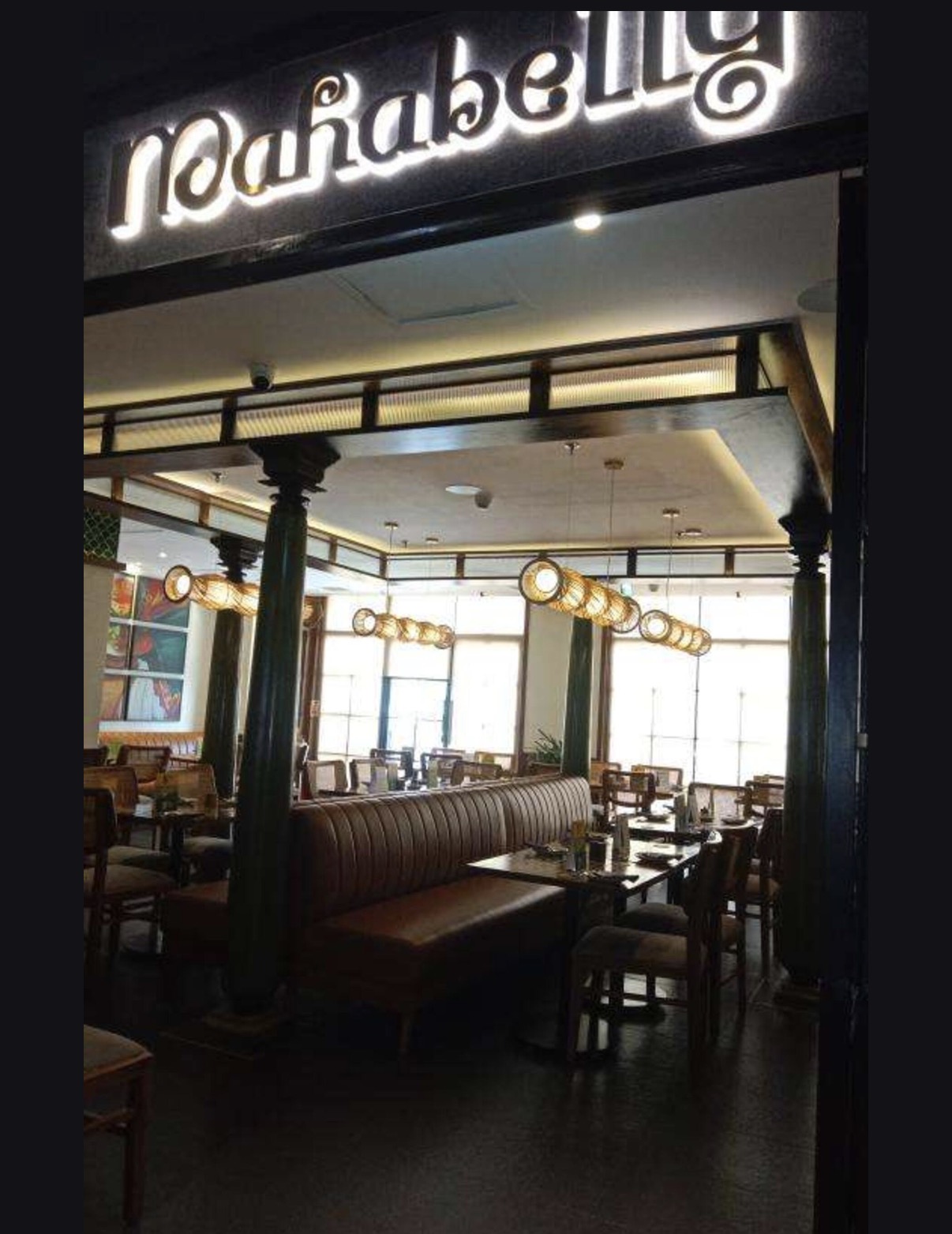 MahaBelly Saket interior